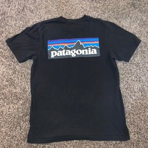 Patagonia Black Logo T-shirt size Small